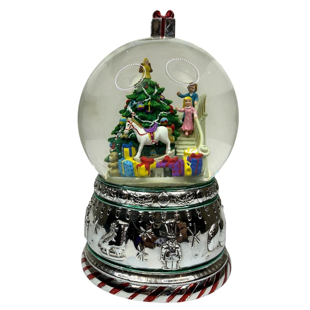 Wallace Christmas Holiday Musical Snow Globe Rotating Tree Kids Gifts Sankyo